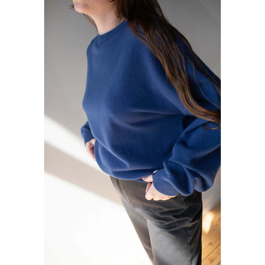 Extreme Cashmere Tes Sweater in Saffire