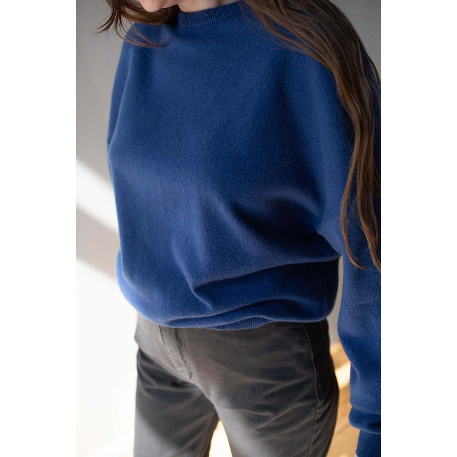 Extreme Cashmere Tes Sweater in Saffire