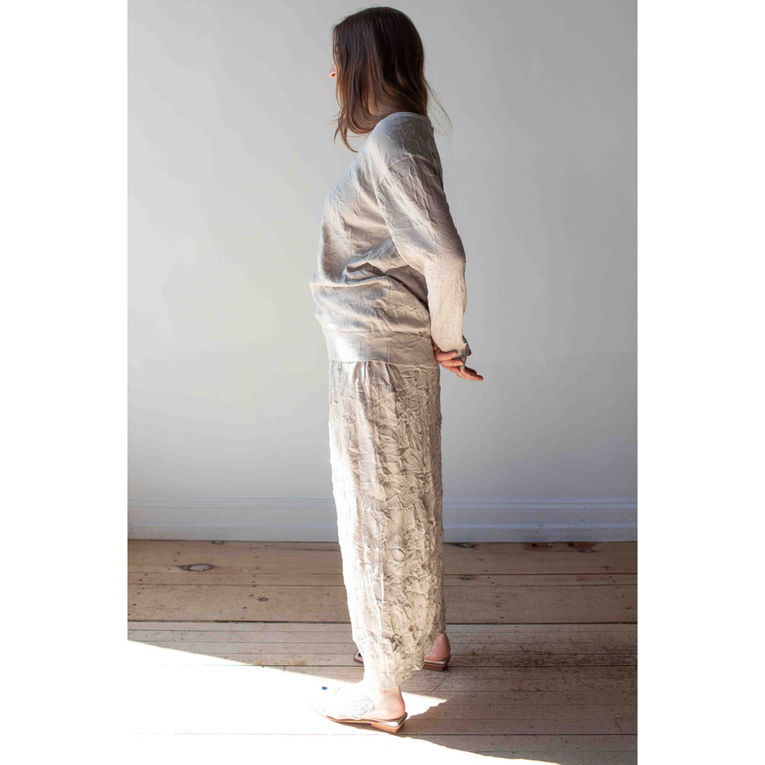 Black Crane Crinkled Summer Knit Skirt in Platinum