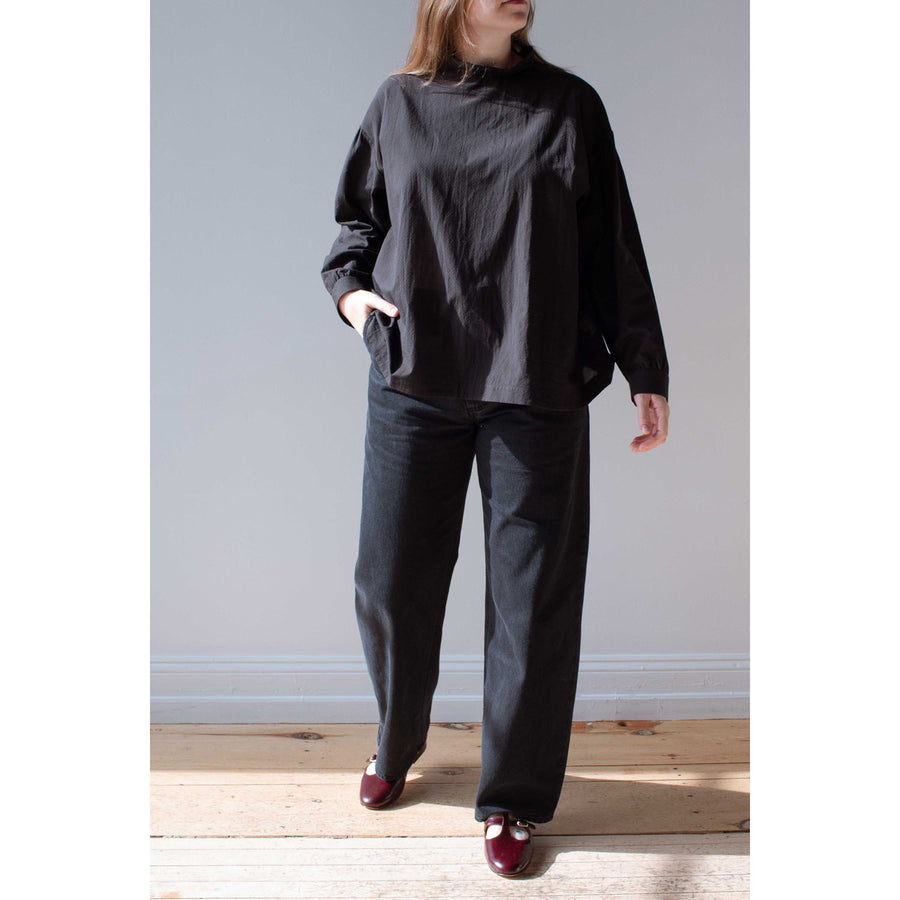 Chimala Frill Collar Shirt in Black