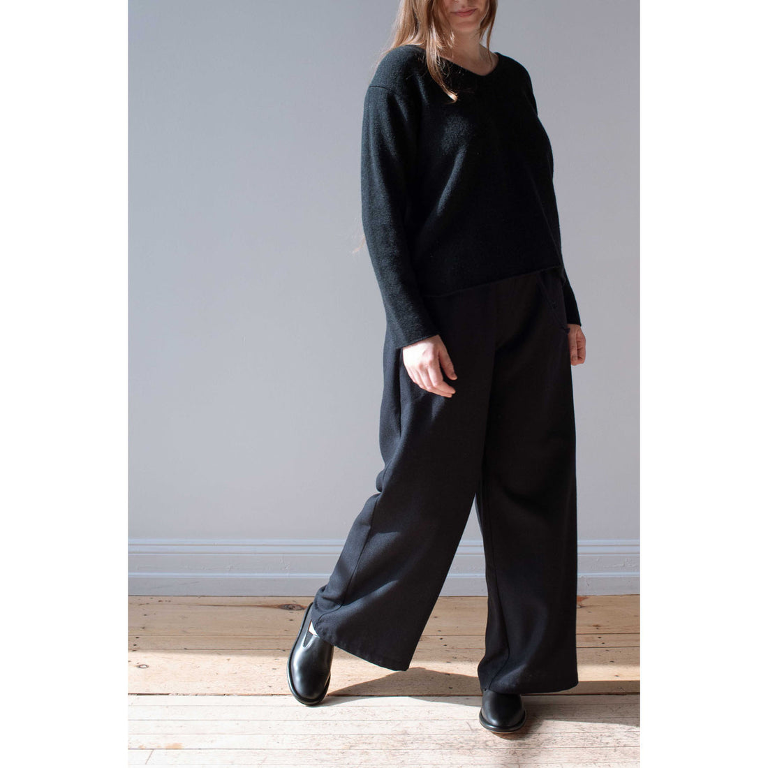 Grei Easy Pant in Midnight Blue