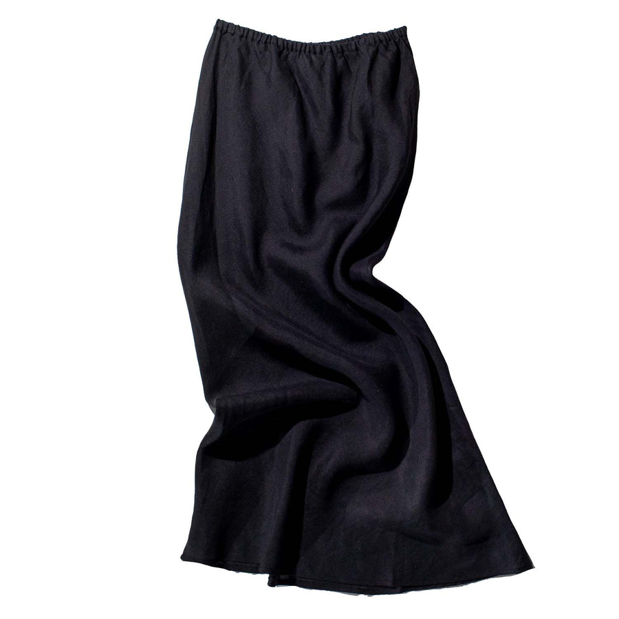 Baserange Dydine Skirt in Black