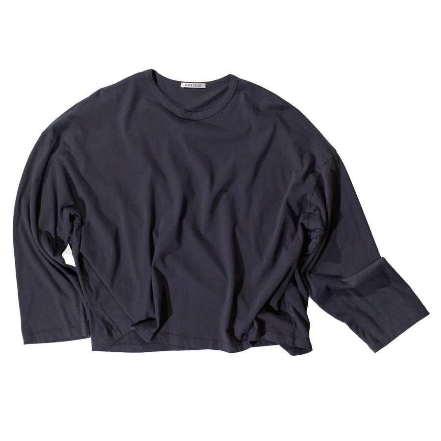 Black Crane Loose L/S Tee in Dark Grey